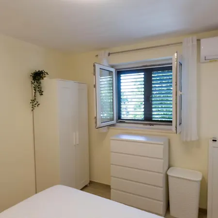 Blue Horizon Bird's Eye View Semesterbostad *